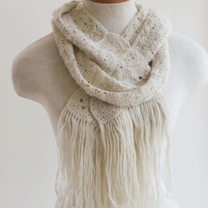 Gorgeous alpaca knit scarf